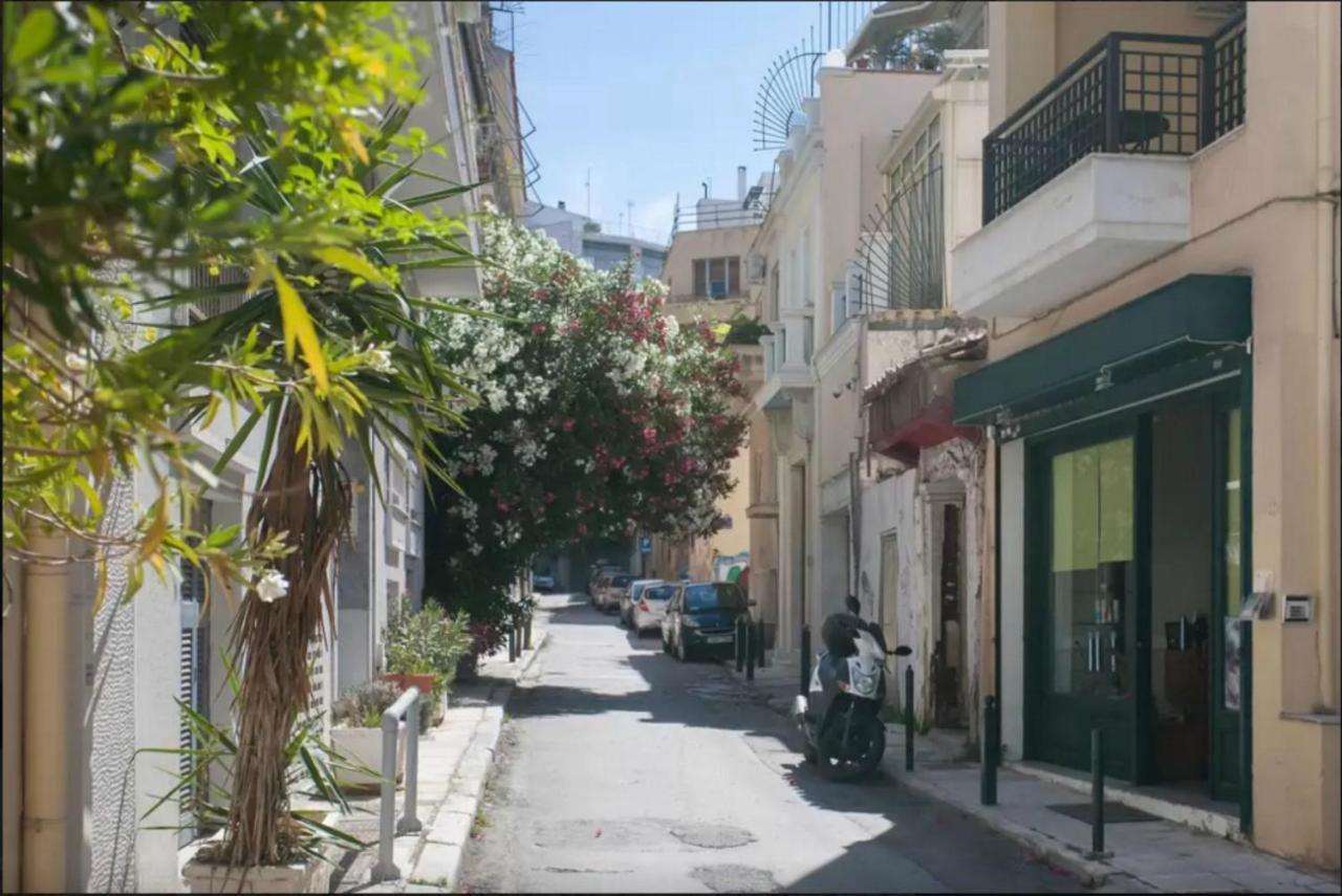 By The Acropolis, In The Heart Of Plaka! Apartamento Atenas Exterior foto
