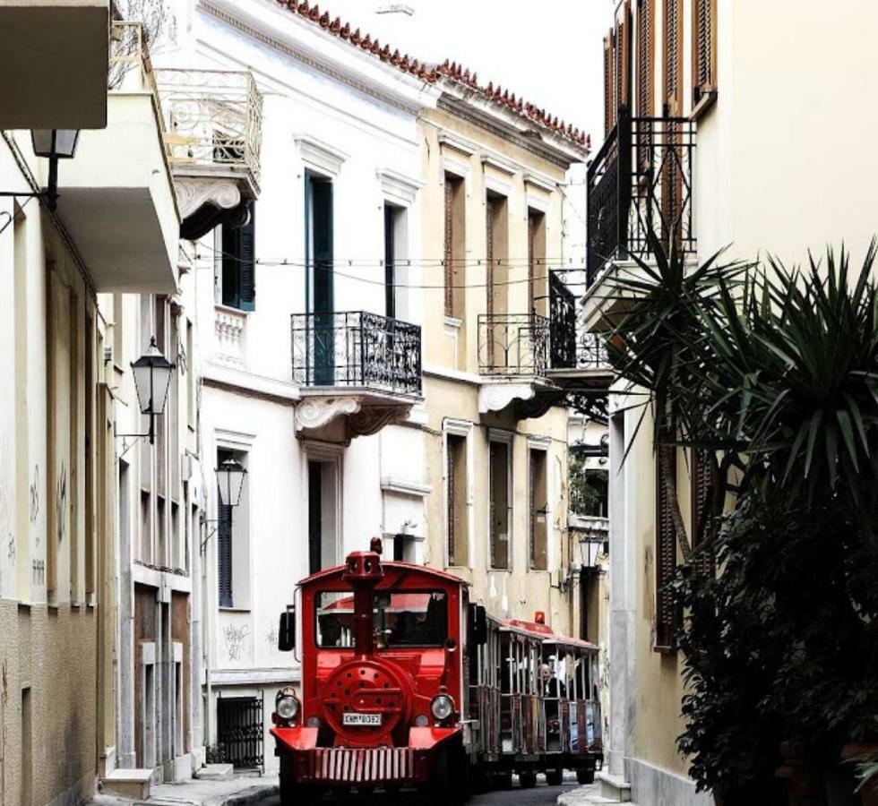 By The Acropolis, In The Heart Of Plaka! Apartamento Atenas Exterior foto